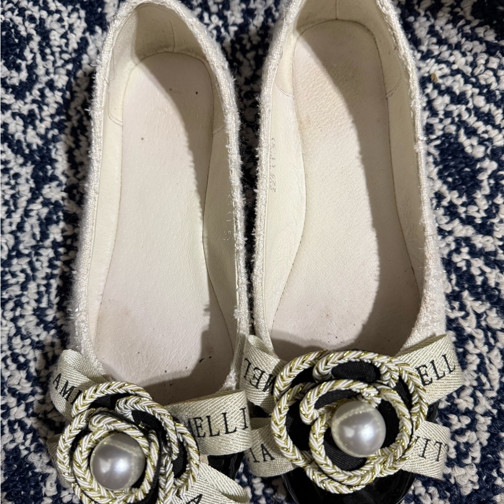 Elegant Cream and Black Women's Flats